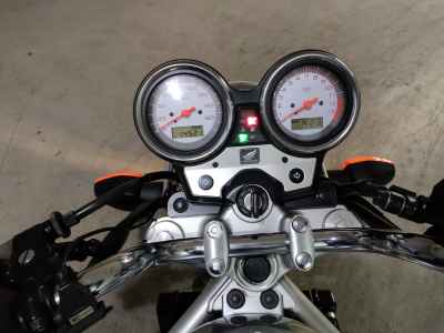 Honda VTR250 2011