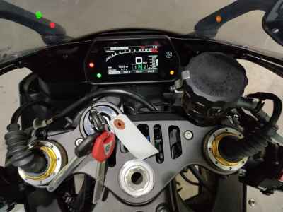 Yamaha YZF-R1M 2017