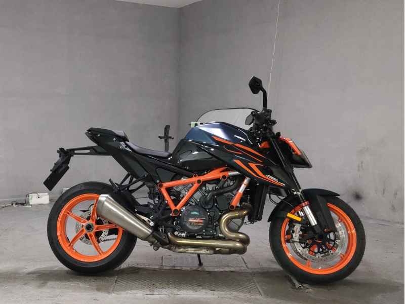 KTM 1290 Super Duke R 2021