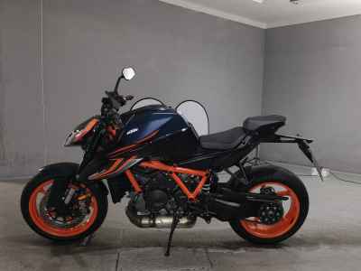 KTM 1290 Super Duke R 2021