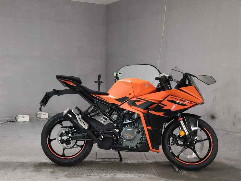 KTM RC 390 2022