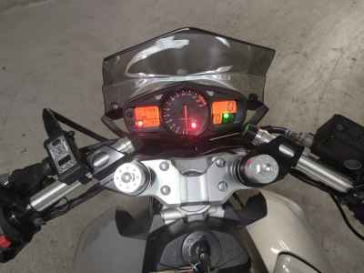 Suzuki GSR400