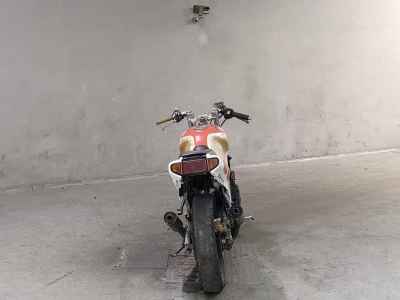 Yamaha TZR250