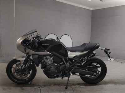 Honda Hawk 11 2023