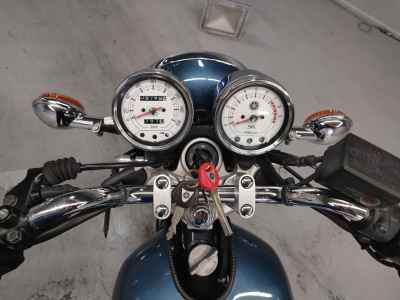 Yamaha SR400 2019