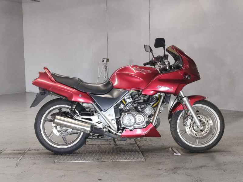 Honda VT250 Spada