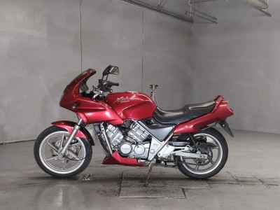 Honda VT250 Spada