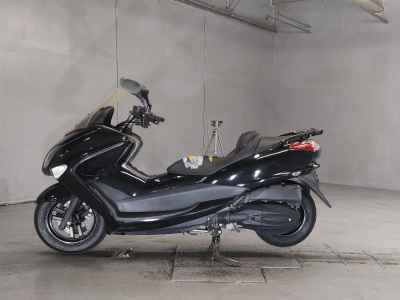 Yamaha Majesty 250