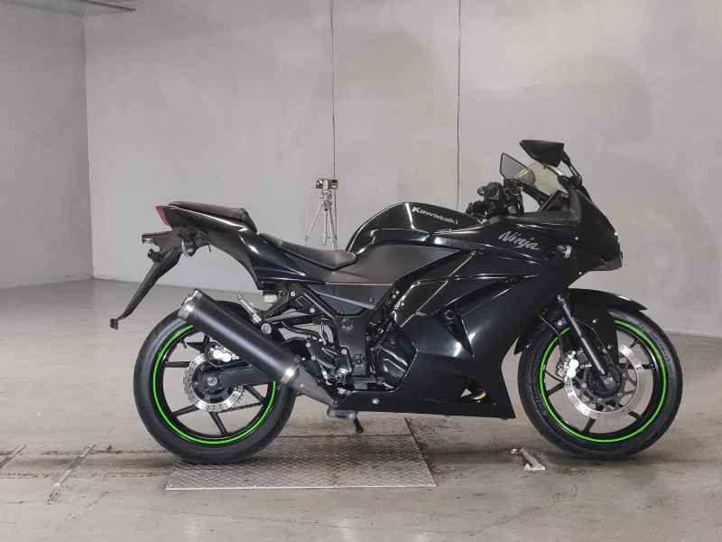 Kawasaki Ninja 250R 2012