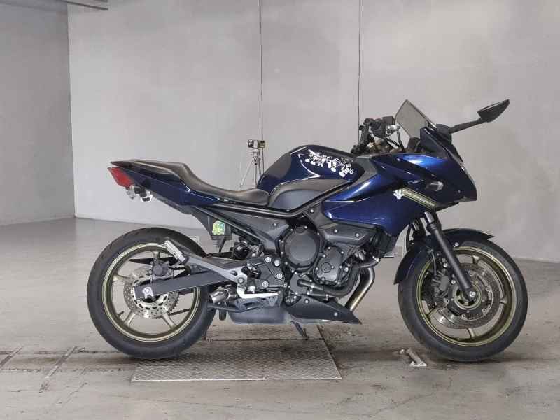 Yamaha XJ6 Diversion S 2011
