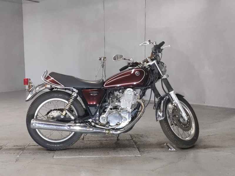 Yamaha SR400 2015