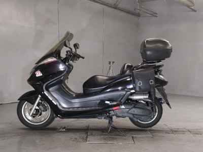 Yamaha Majesty 250