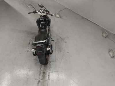 Suzuki GSR250