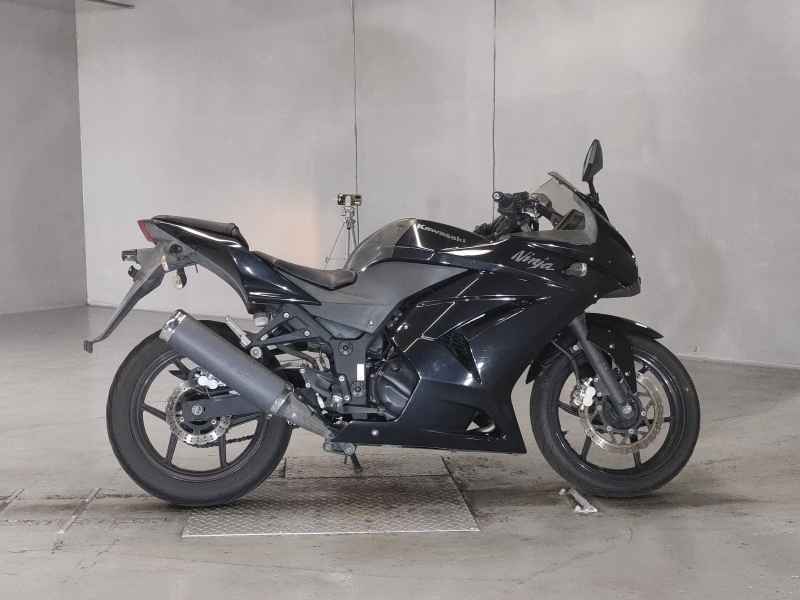 Kawasaki Ninja 250R 2012