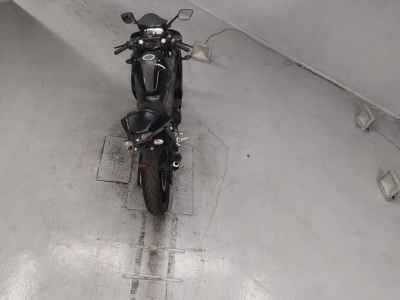 Yamaha YZF-R25
