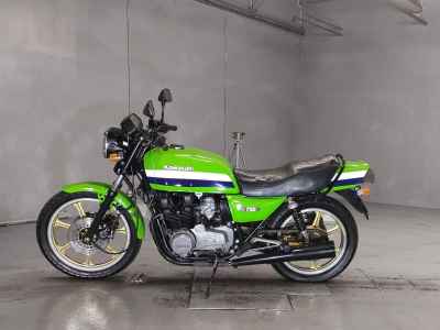Kawasaki KZ750 2022
