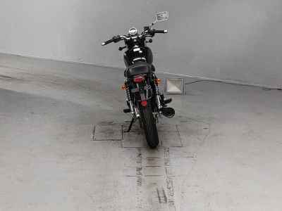 Suzuki ST250E