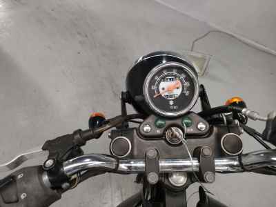 Suzuki ST250E