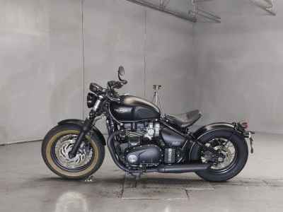 Triumph Bonneville Bobber 2017