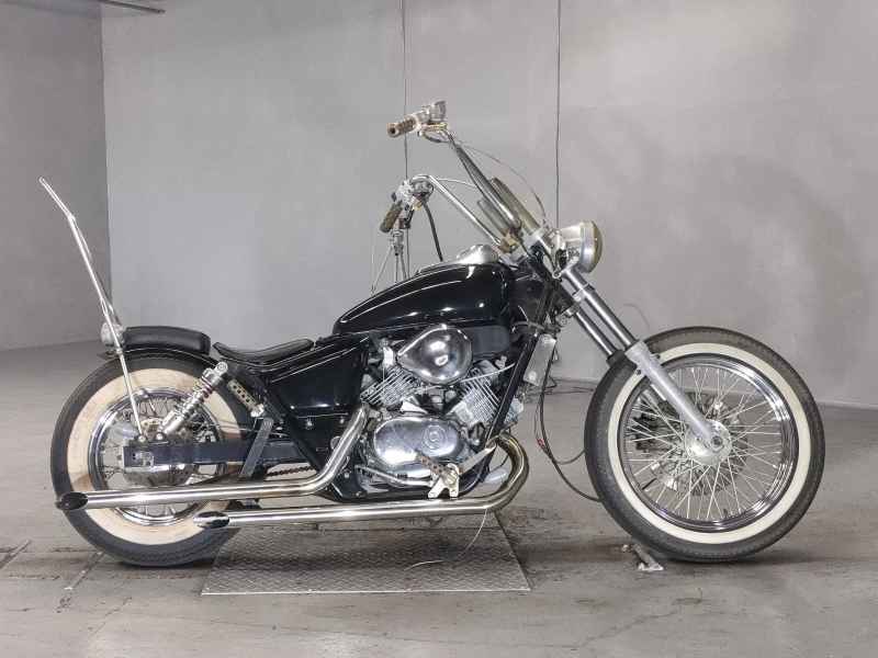Honda Magna 250