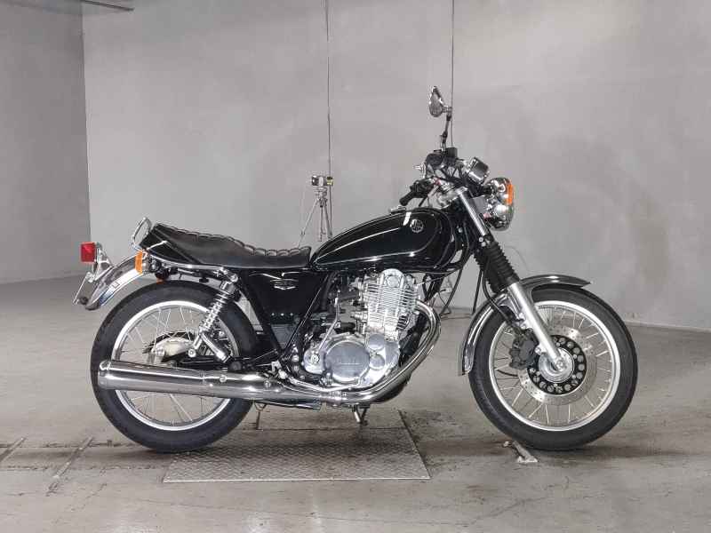 Yamaha SR400 2016