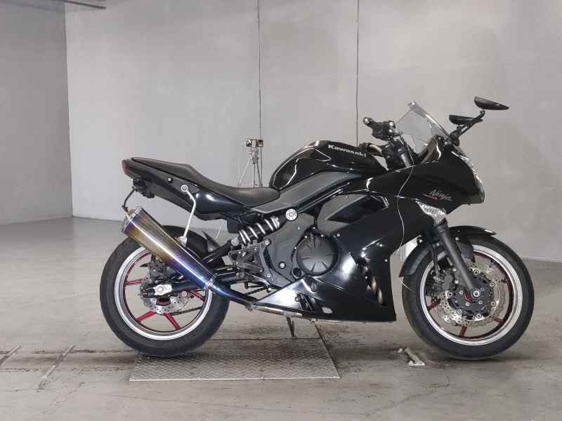 Kawasaki Ninja 400R 2010