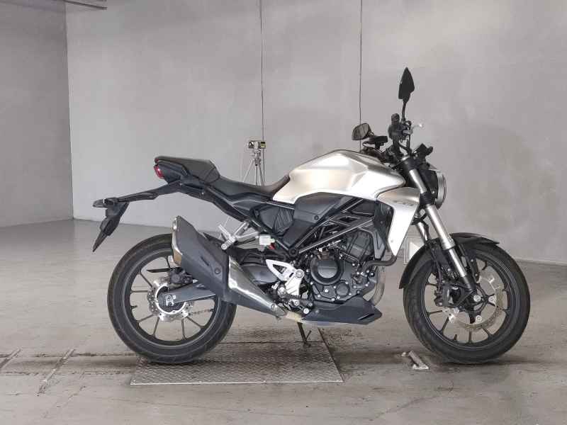 Honda CB250R 2018