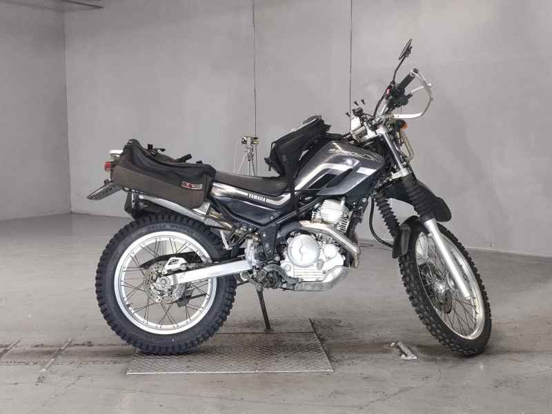 Yamaha XT250 Serow