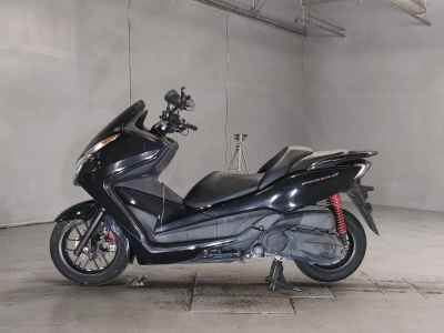 Honda Forza SI 2013