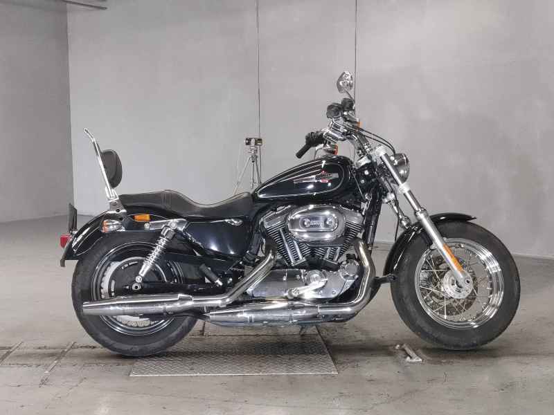 Harley-Davidson Sportster Custom XL1200C 2014