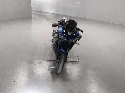Yamaha YZF-R25 2015