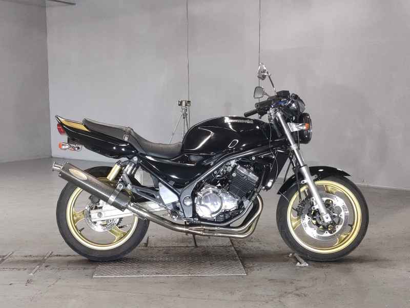 Kawasaki Balius ZR250