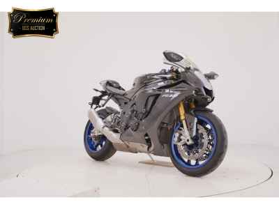 Yamaha YZF-R1M 2021