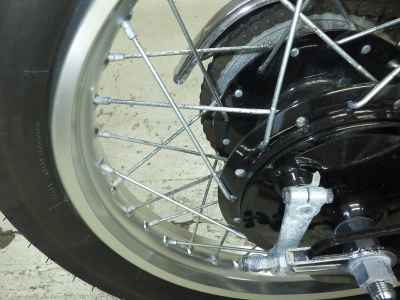 Yamaha SR400 2022