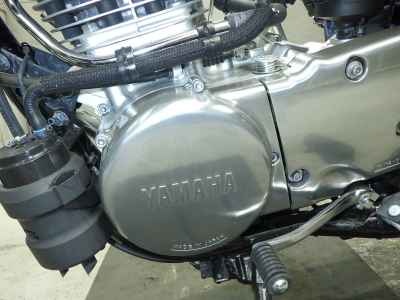 Yamaha SR400 2022