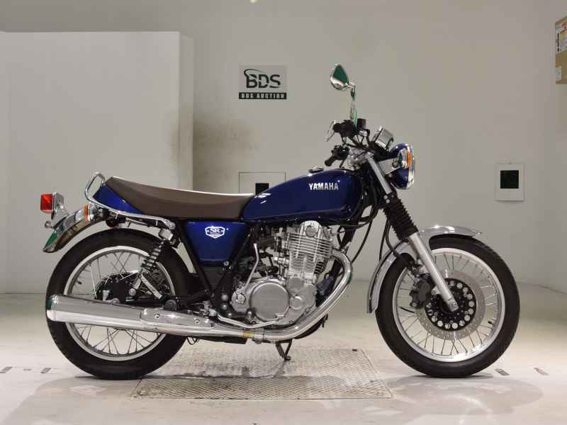 Yamaha SR400 2022