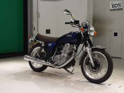 Yamaha SR400 2022