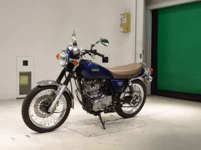 Yamaha SR400 2022