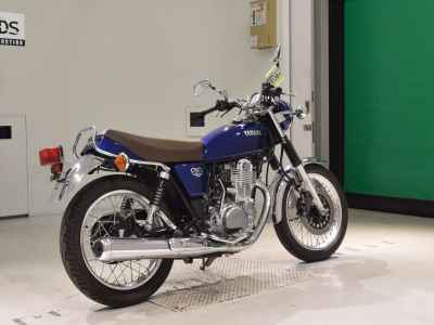 Yamaha SR400 2022
