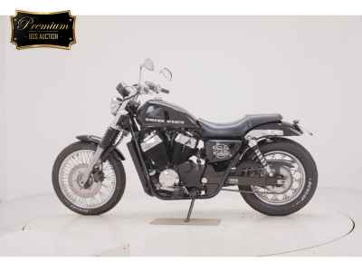 Honda VT400S 2011