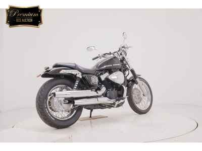 Honda VT400S 2011
