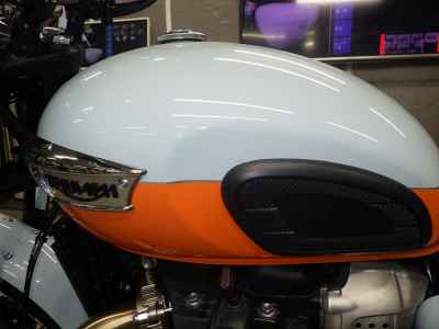 Triumph Bonneville T100 2023