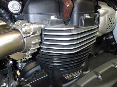 Triumph Bonneville T100 2023