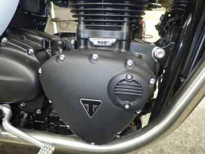 Triumph Bonneville T100 2023