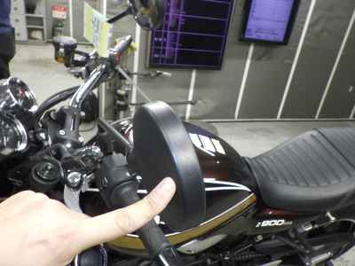 Kawasaki Z900RS 2024
