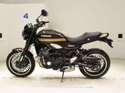 Kawasaki Z900RS 2024