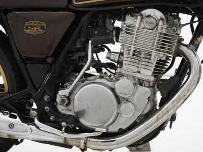 Yamaha SR400 2018