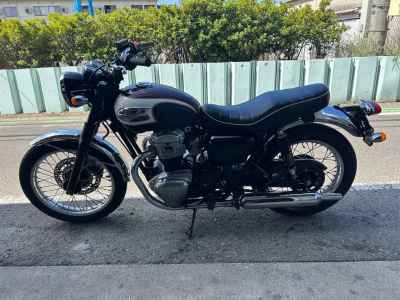 Kawasaki W400 2009