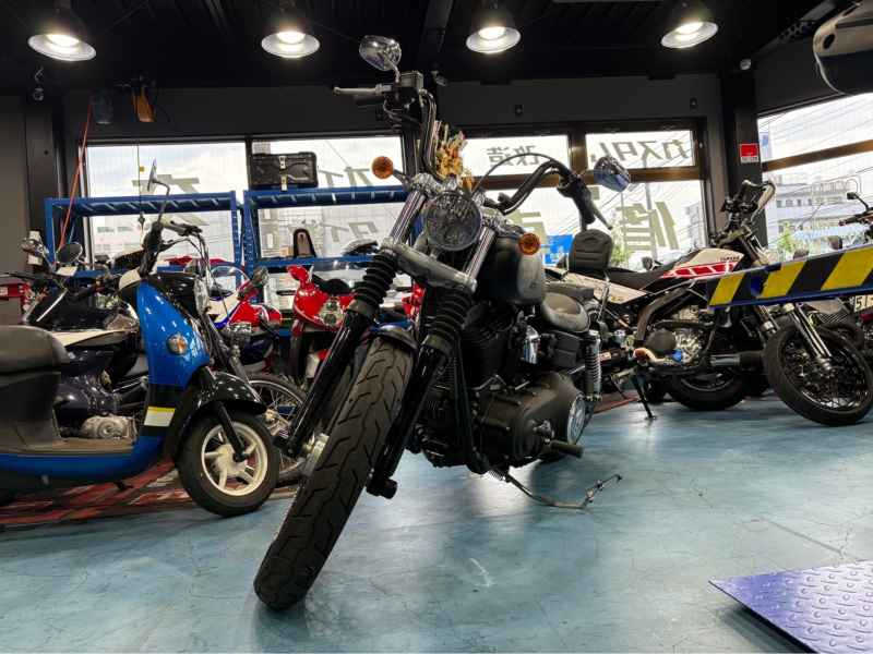 Harley-Davidson Street Bob FXDB1580 2012