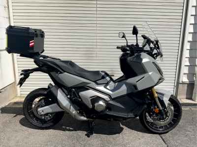 Yamaha XJR1300 2025
